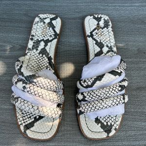Sandals size 7.5